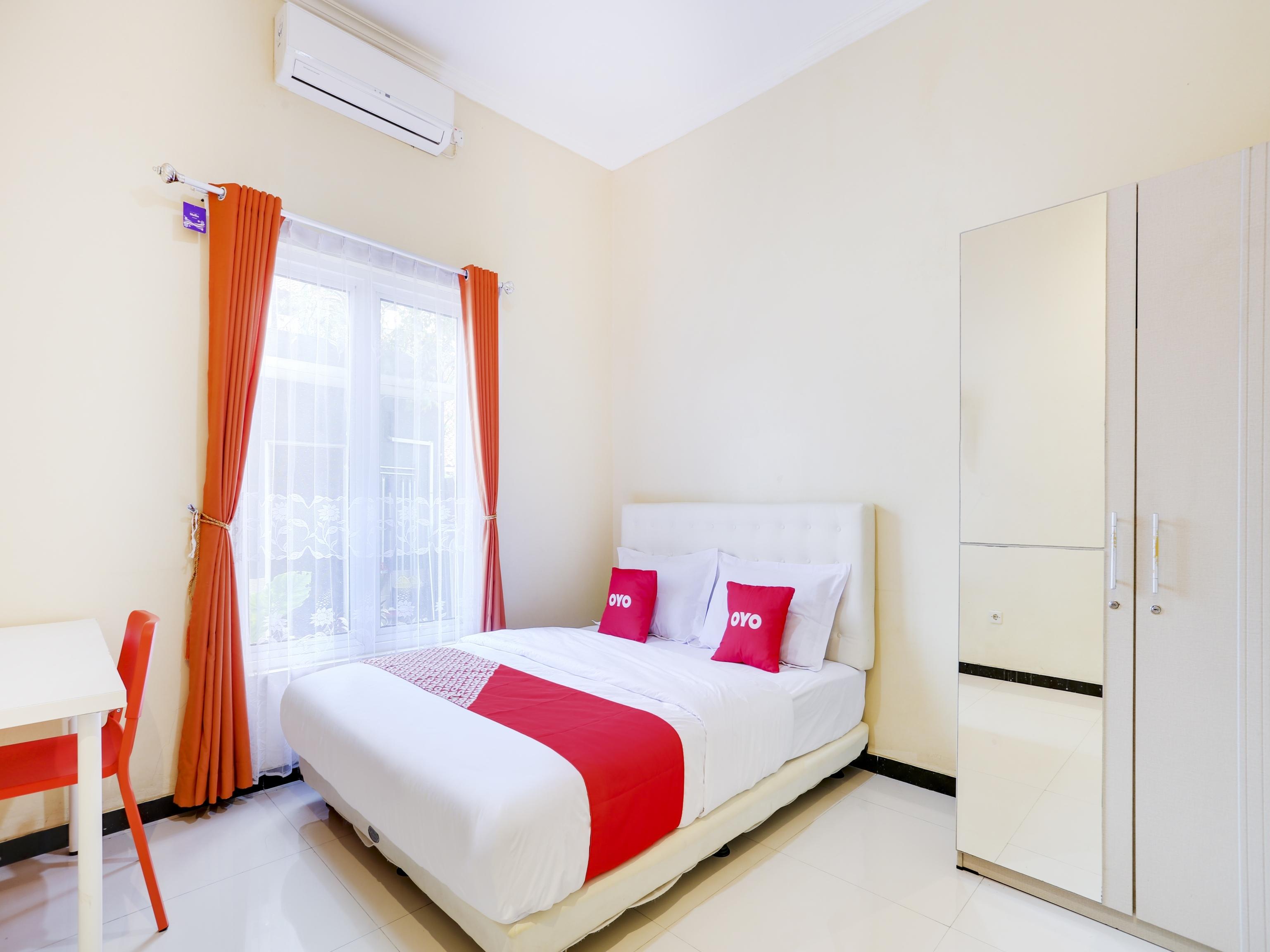 Capital O 3971 Griya Loka Syariah 1 Sampangan Hotel 2*