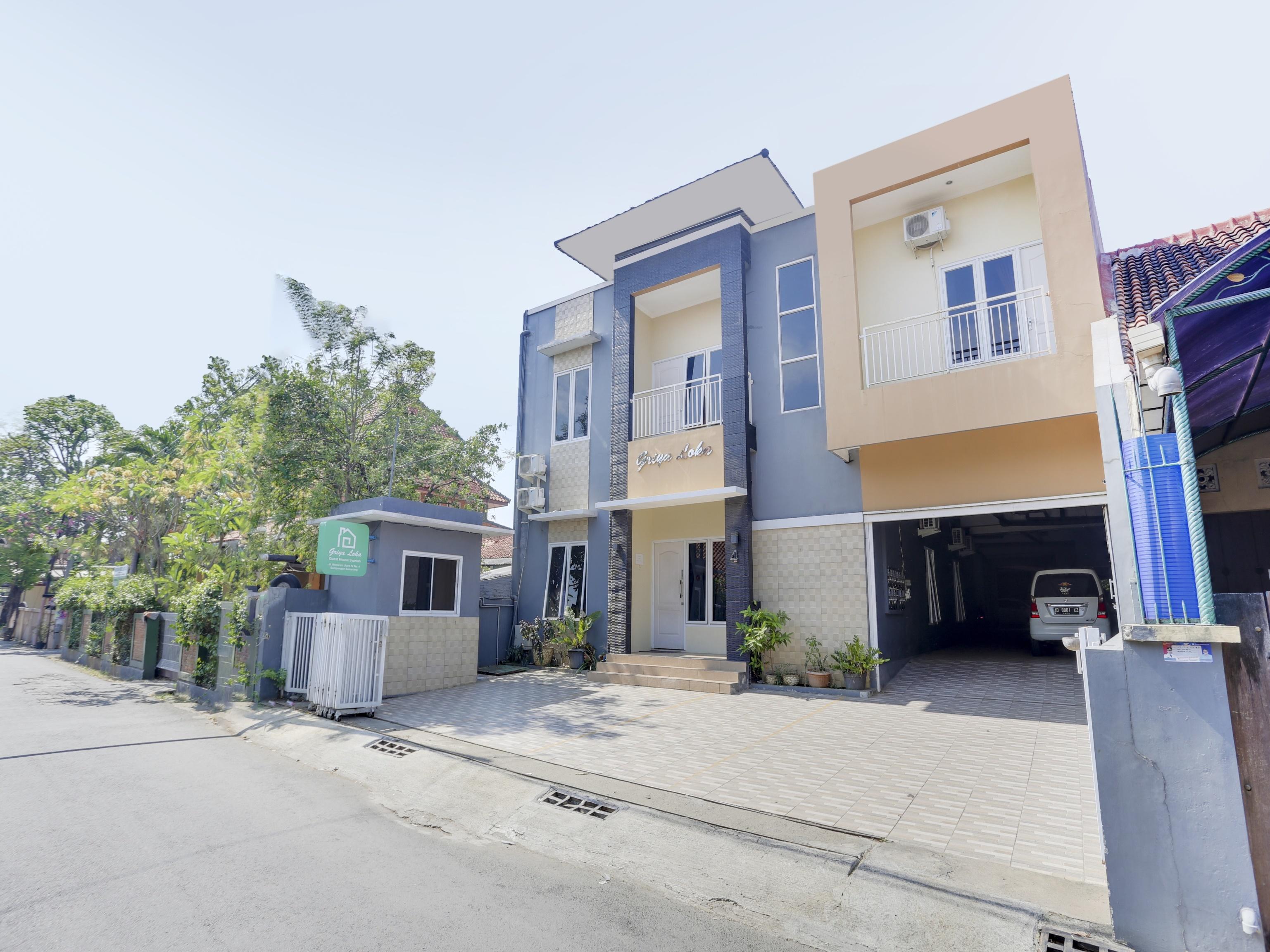 Capital O 3971 Griya Loka Syariah 1 Sampangan Hotel