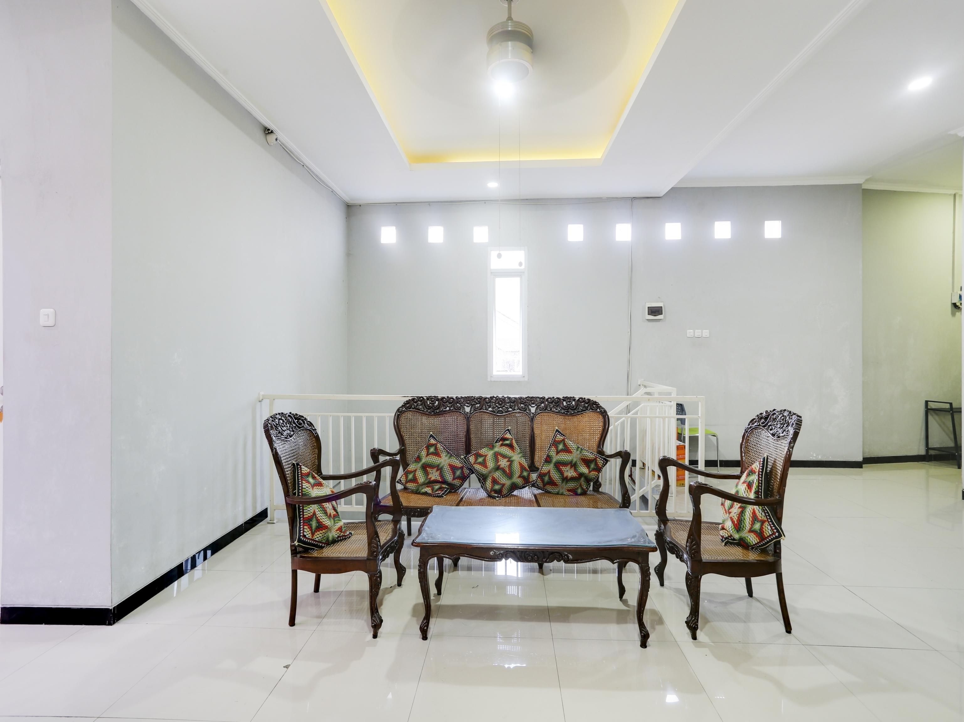 Hotel Capital O 3971 Griya Loka Syariah 1 Sampangan Semarang