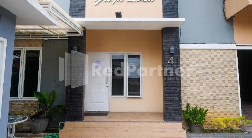 Hotel Capital O 3971 Griya Loka Syariah 1 Sampangan Semarang